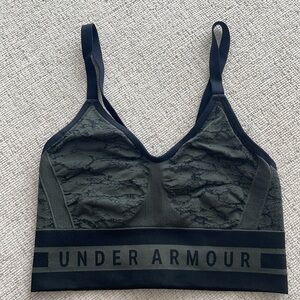 Camo Under Armour sports bra S